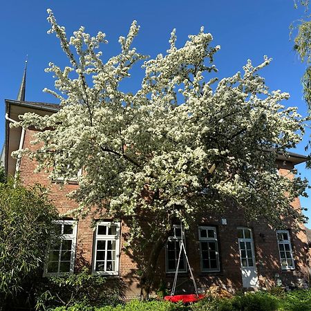 Altes Pastorat Bed & Breakfast Barmstedt Eksteriør bilde