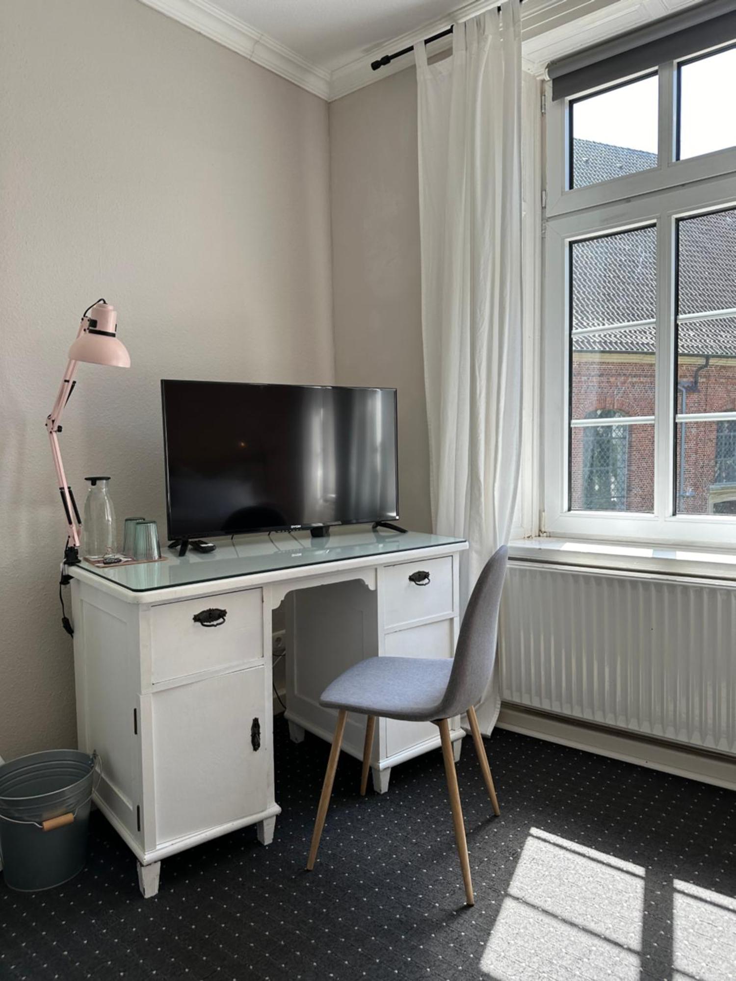 Altes Pastorat Bed & Breakfast Barmstedt Eksteriør bilde