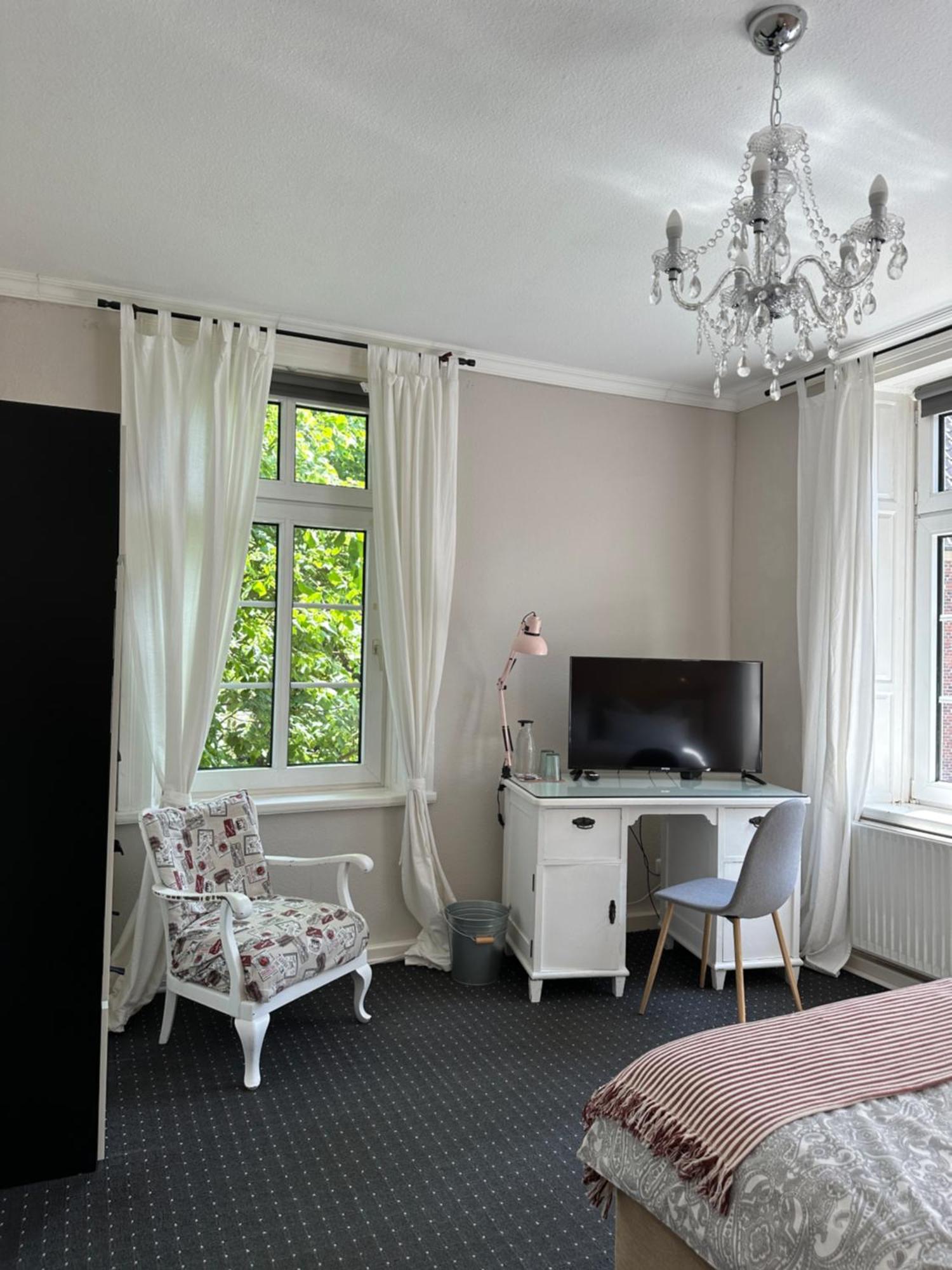 Altes Pastorat Bed & Breakfast Barmstedt Eksteriør bilde
