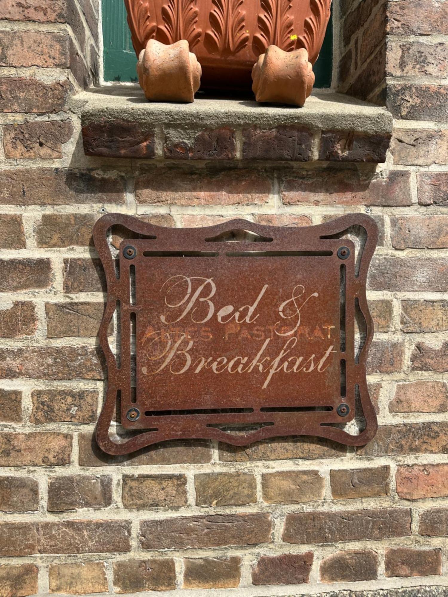 Altes Pastorat Bed & Breakfast Barmstedt Eksteriør bilde